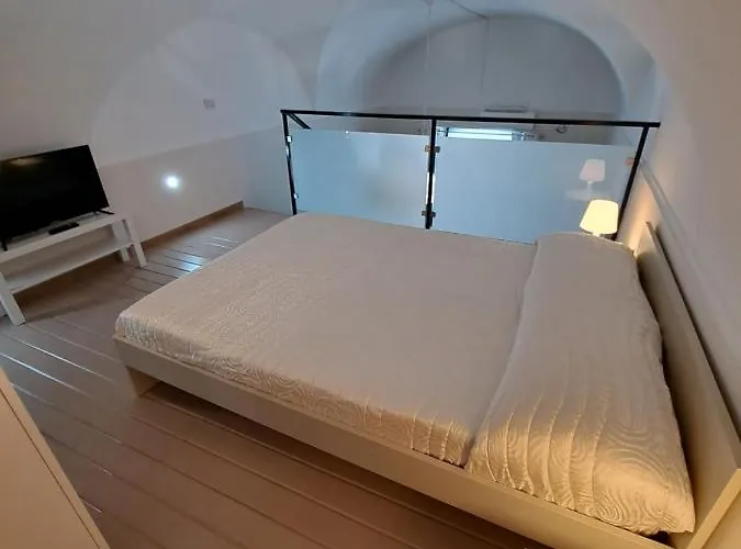 Privitera *